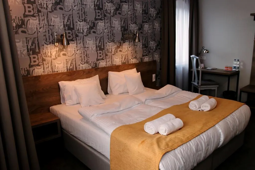 Marcopolo House Bed and Breakfast Warschau Bed & Breakfast